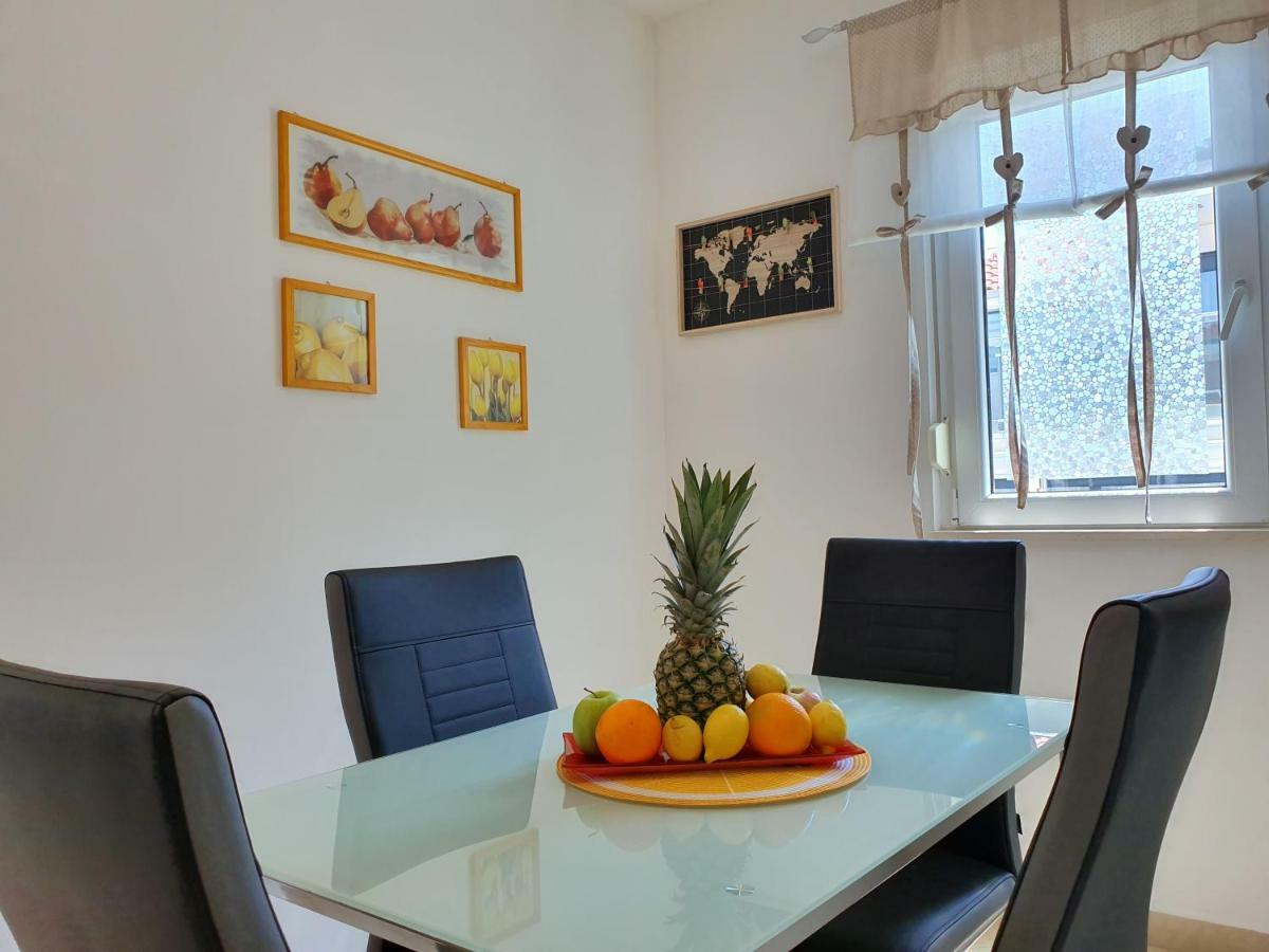 Apartment Tihana Trogir